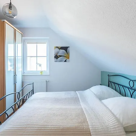 Haus Ostsee-flair بيت للعطل بولتينهاجين