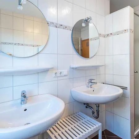 Haus Ostsee-flair بيت للعطل